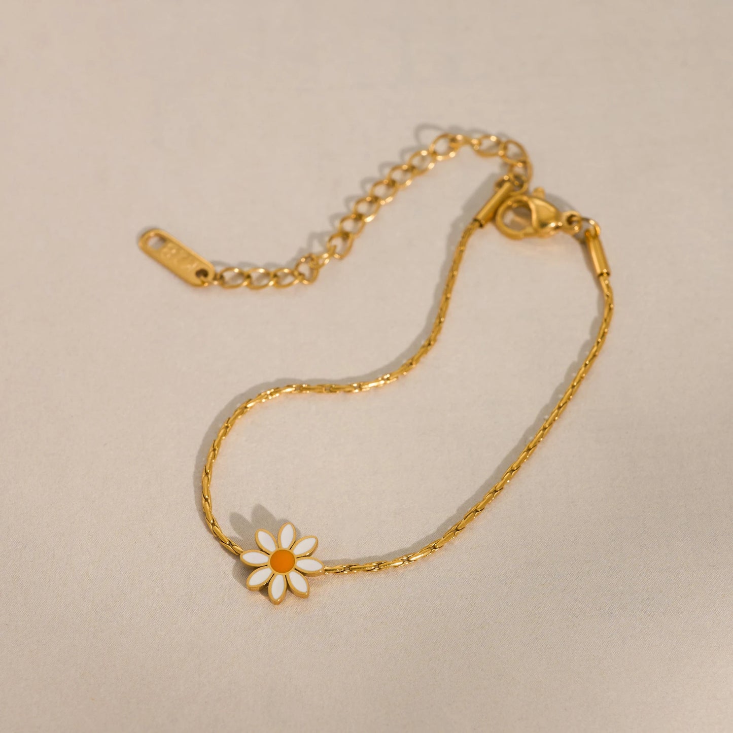 DASEIN Neues Gänseblümchen-Armband mit weißem Tropfen, Kleber, Blume, Sommer-Jugend-Armband, 18 Karat vergoldeter Edelstahl, hochwertiger Schmuck für Mädchen