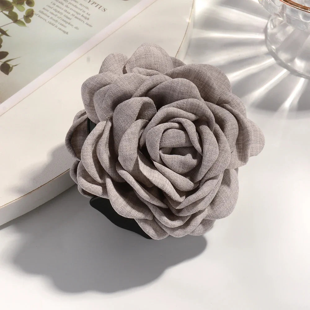 16 Farben Schweiß mittlerer Baumwollstoff Rose Blume Haarklammern für Frauen koreanische Ctach Shark Clamp Haarschmuck 2024