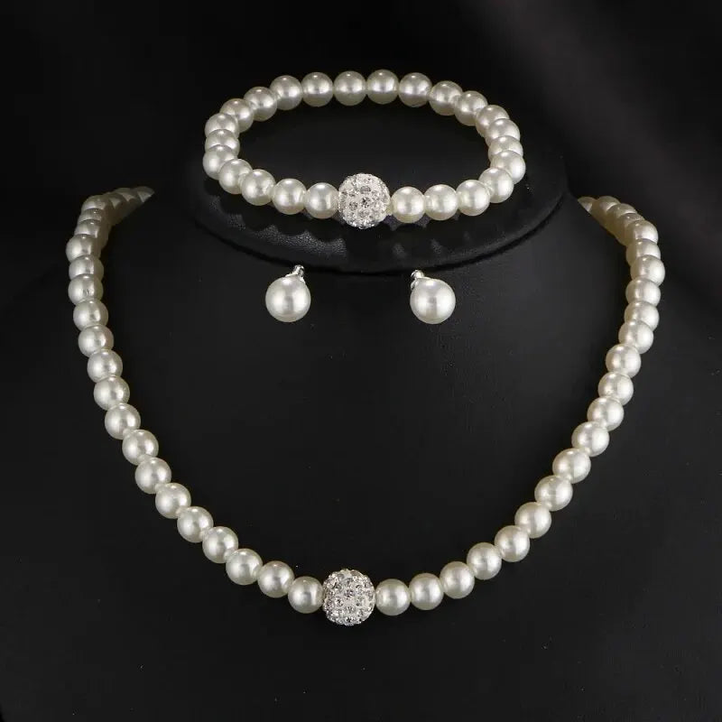 3-teiliges Set mit Imitationsperlen, Halskette, Armband, Ohrstecker, Set, Feuerball, Perlen, Perlen, Damen, Luxus-Brautparty-Schmuckset
