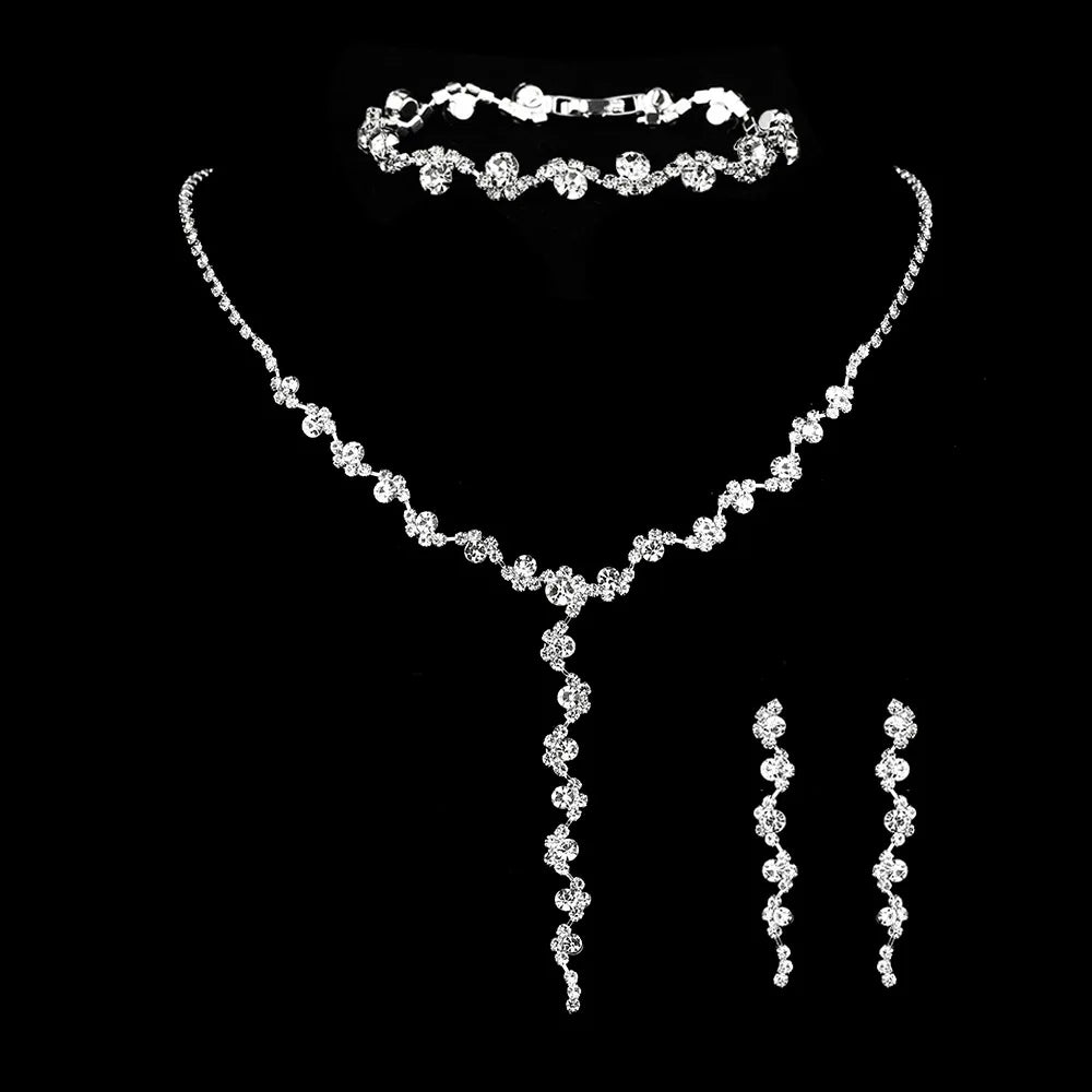 4-teiliges europäisches und amerikanisches Modeschmuckset für Damen, Strass-Halskette, Armband, Ohrringe, Brauthochzeitskleid ac