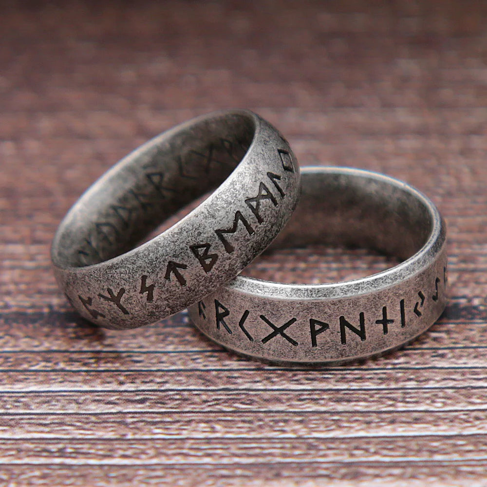 Mode Retro Viking Rune Ring für Männer Frauen 316L Edelstahl Odin Brief Ringe Paar Einfache Amulett Schmuck Geschenke Großhandel