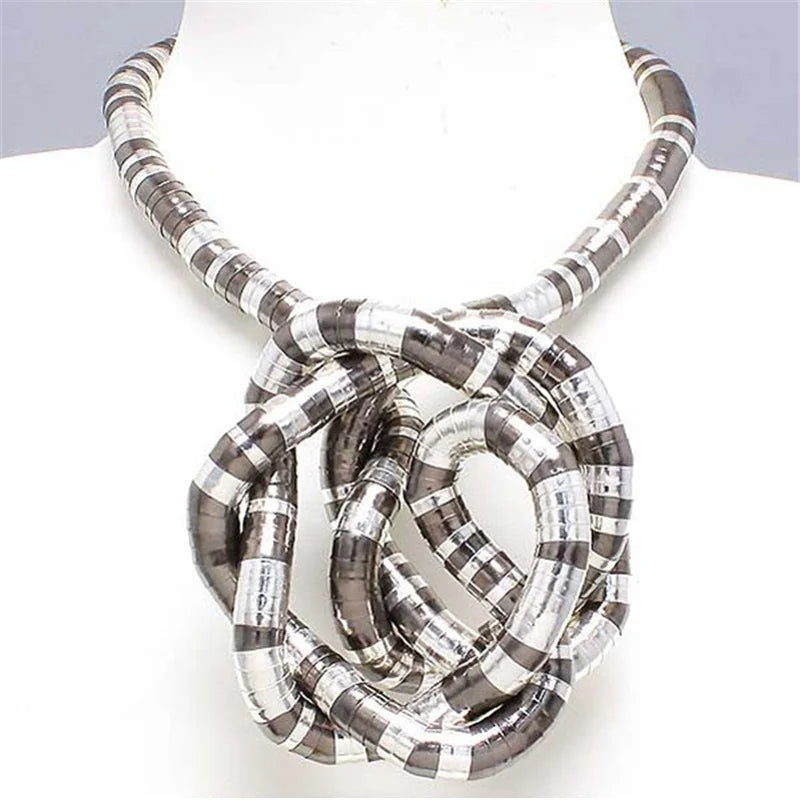 5 mm 90 cm Eisen flexible gedrehte Schmuck biegsame Schlangenhalskette 12 Farben erhältlich
