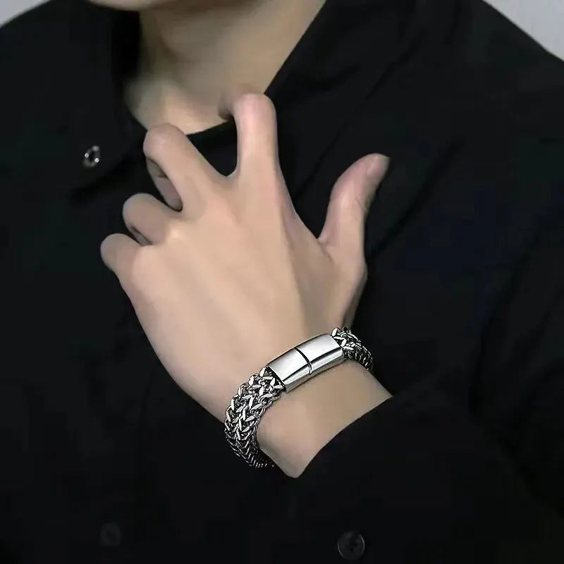 Edelstahl geflochtenes zweireihiges Armband mit Fischschuppenlegierung vorne und hinten mit magnetischer Schnalle und Kielschmuck, neues Modell