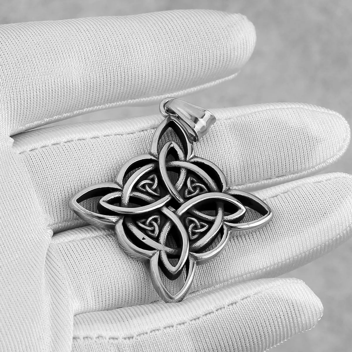 Vintage irische keltische Knoten Halskette Wikinger Schmuck Amulett Anhänger Mode Edelstahl Schmuck Geschenke Großhandel für Männer Frauen
