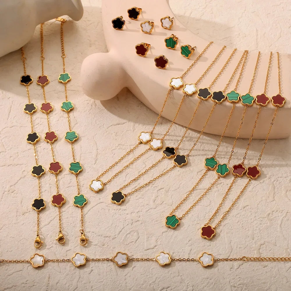 Rustikales frisches Titan-Stahl-Blumen-Accessoires-Armband, weiße Muschel, Acryl-Ohrringe, einfaches Halsketten-Set, Schmuck-Ensemble