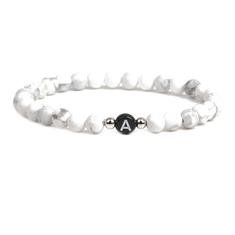 Armband, schwarze und weiße Perle, 26 Buchstaben, Armband für frohes neues Jahr, Geschenk