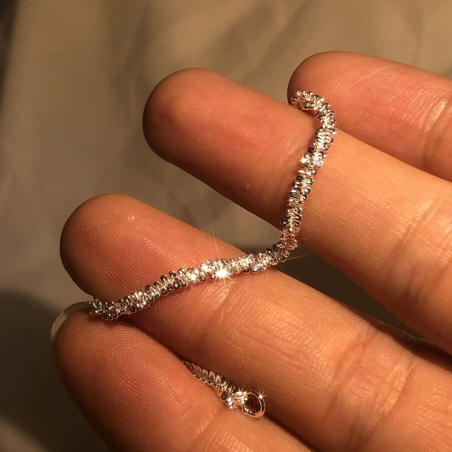 Neues Armband aus 925er-Sterlingsilber, 1,5 mm, glänzendes Armband für Ihre Frau, Wasserschmuck, Geschenk