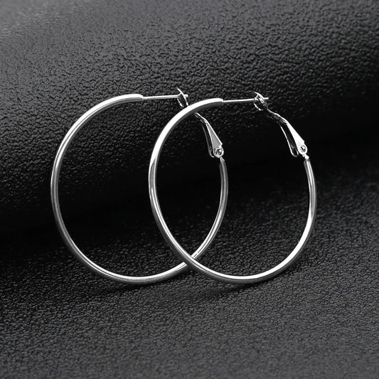 2 Paar 40 mm chirurgische Stahl-Creolen, goldfarbene Rose, hypoallergene Ohrring-Sets für Frauen und Mädchen, weibliche Schmuckgeschenke