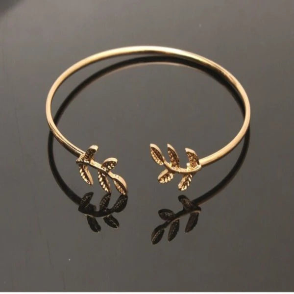 Neue Mode Einfache Liebe Herz Armband Für Frauen Mädchen Zubehör Offene Armreifen Schmuck Hochzeit Party 2025, Trendy Armbänder Geschenk