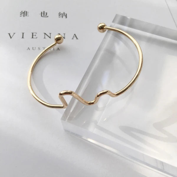 Neue Mode Einfache Liebe Herz Armband Für Frauen Mädchen Zubehör Offene Armreifen Schmuck Hochzeit Party 2025, Trendy Armbänder Geschenk