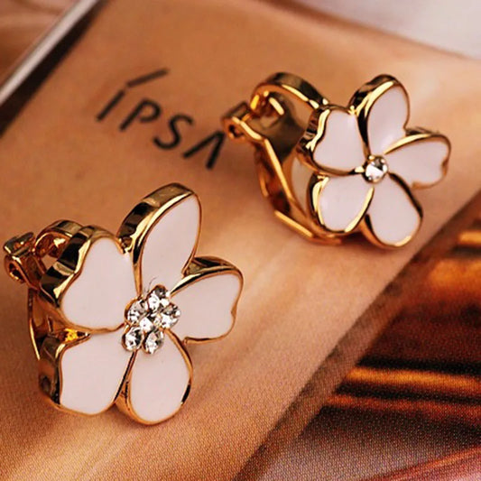 JIOFREE Korea Stil Blume Form Emaille Clip auf Ohrringe Ohne Piercing für Mädchen Party Nette Reizende Keine Loch Ohr Clip schmuck