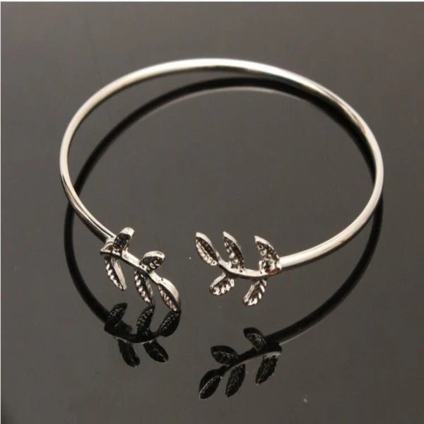 Neue Mode Einfache Liebe Herz Armband Für Frauen Mädchen Zubehör Offene Armreifen Schmuck Hochzeit Party 2025, Trendy Armbänder Geschenk