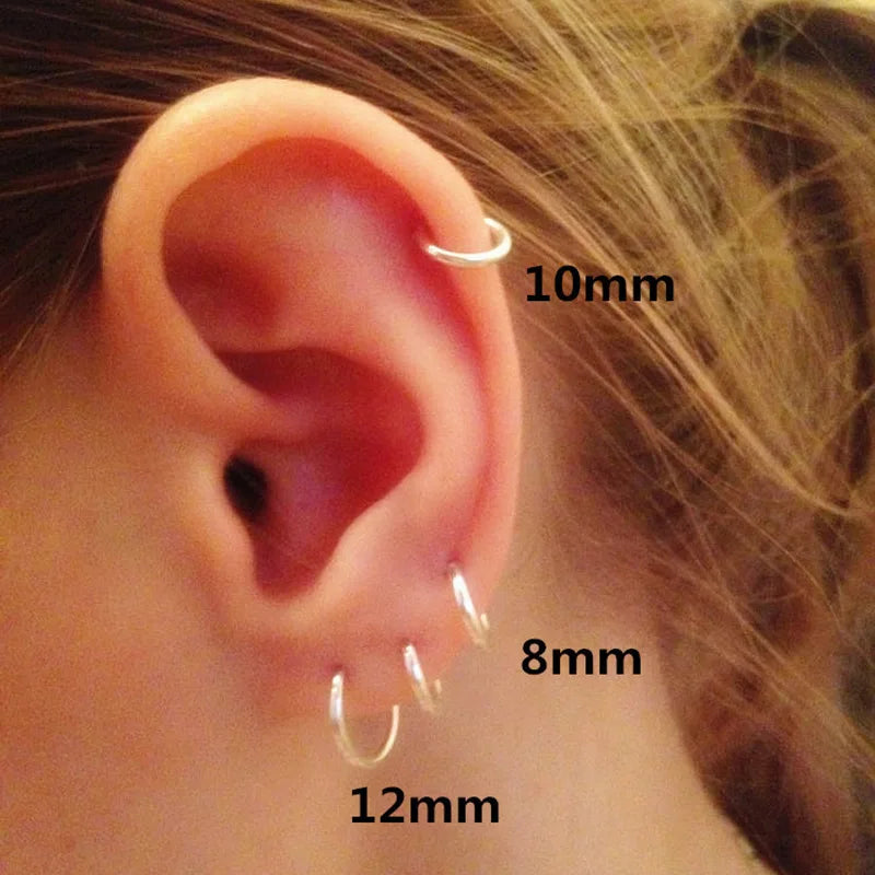 1 Paar 2 mm dünner Kreis Silber Farbe kleine Creolen Ohrring Edelstahl antiallergische Ohrknochen Schnalle Ohrring Gothic Ohrschmuck