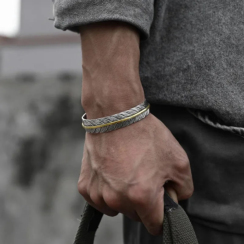 Silberfarbenes Feder-Manschettenarmband für Männer und Frauen, Vintage-verstellbares Armband, Armreif, Modeschmuck