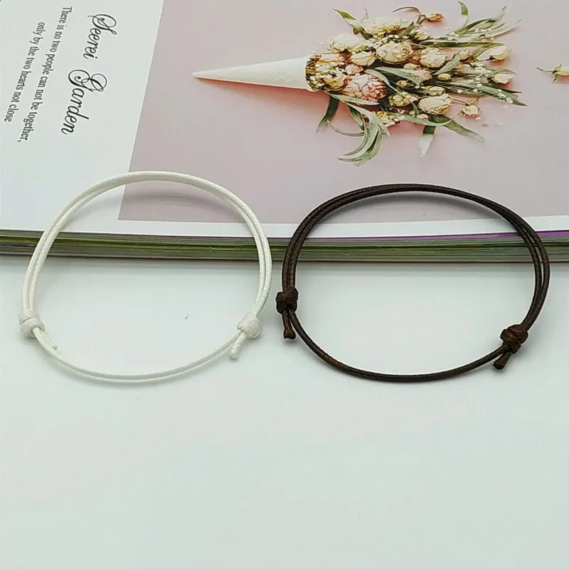 2 teile/satz Matte Schwarz Stein Naturstein Perlen Armband Rote Schnur Flechten Paar Armbänder für Männer Frauen Wunsch Schmuck