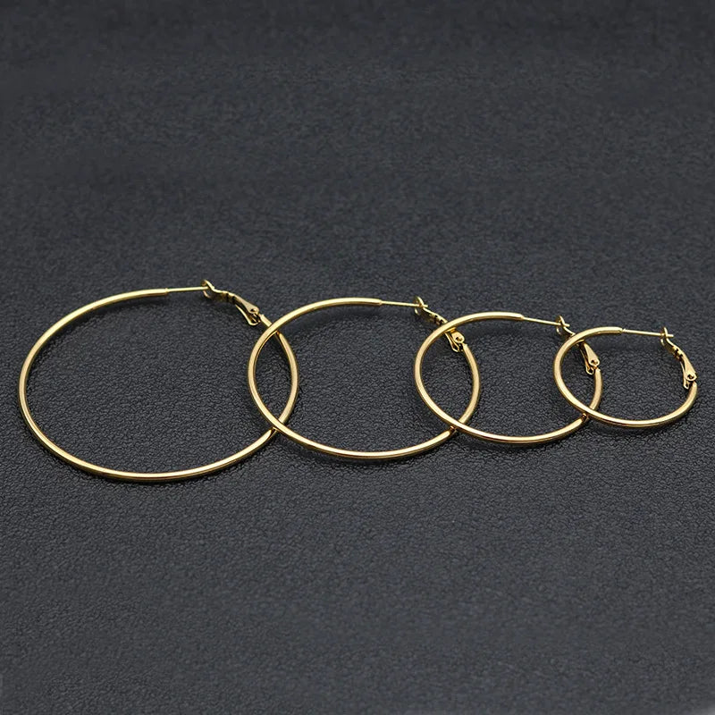 2 Paar 40 mm chirurgische Stahl-Creolen, goldfarbene Rose, hypoallergene Ohrring-Sets für Frauen und Mädchen, weibliche Schmuckgeschenke