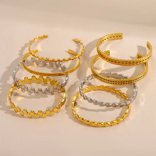 CARLIDANA Minimalistisches, trendiges Herren-Twist-Kettenarmband mit dicken Gliedern, 18 Karat vergoldeter Edelstahl, klobiges Seil-Kettenarmband für Damen