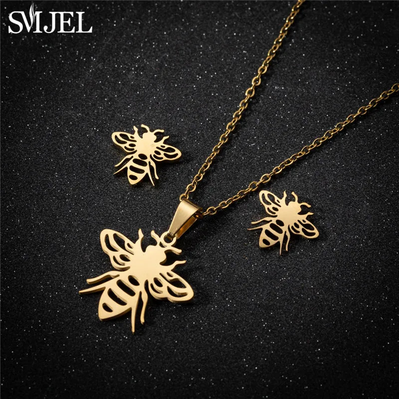 Korea Stil Edelstahl Schmetterling Schmuck Sets für Frauen Cartoon Biene Insekt Anhänger Halskette Mädchen Sommer Strand Hochzeit Geschenk