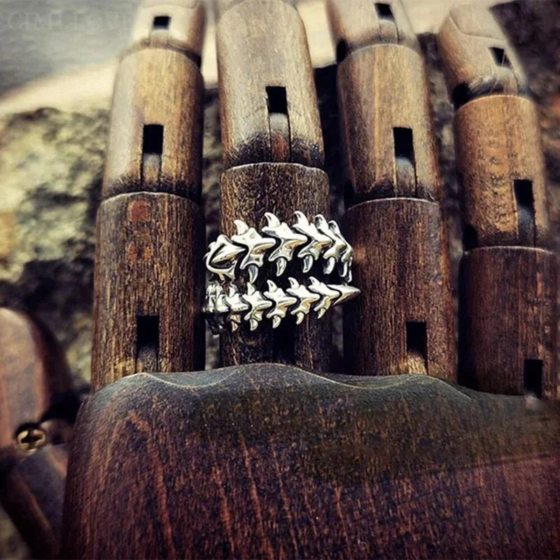 Vintage Gothic Kiel Wirbelsäule Ringe Für Frauen Männer Antike Silber Übertreibung Tausendfüßler Offenen Ring Hip Hop Schmuck Y2K Mode Ringe