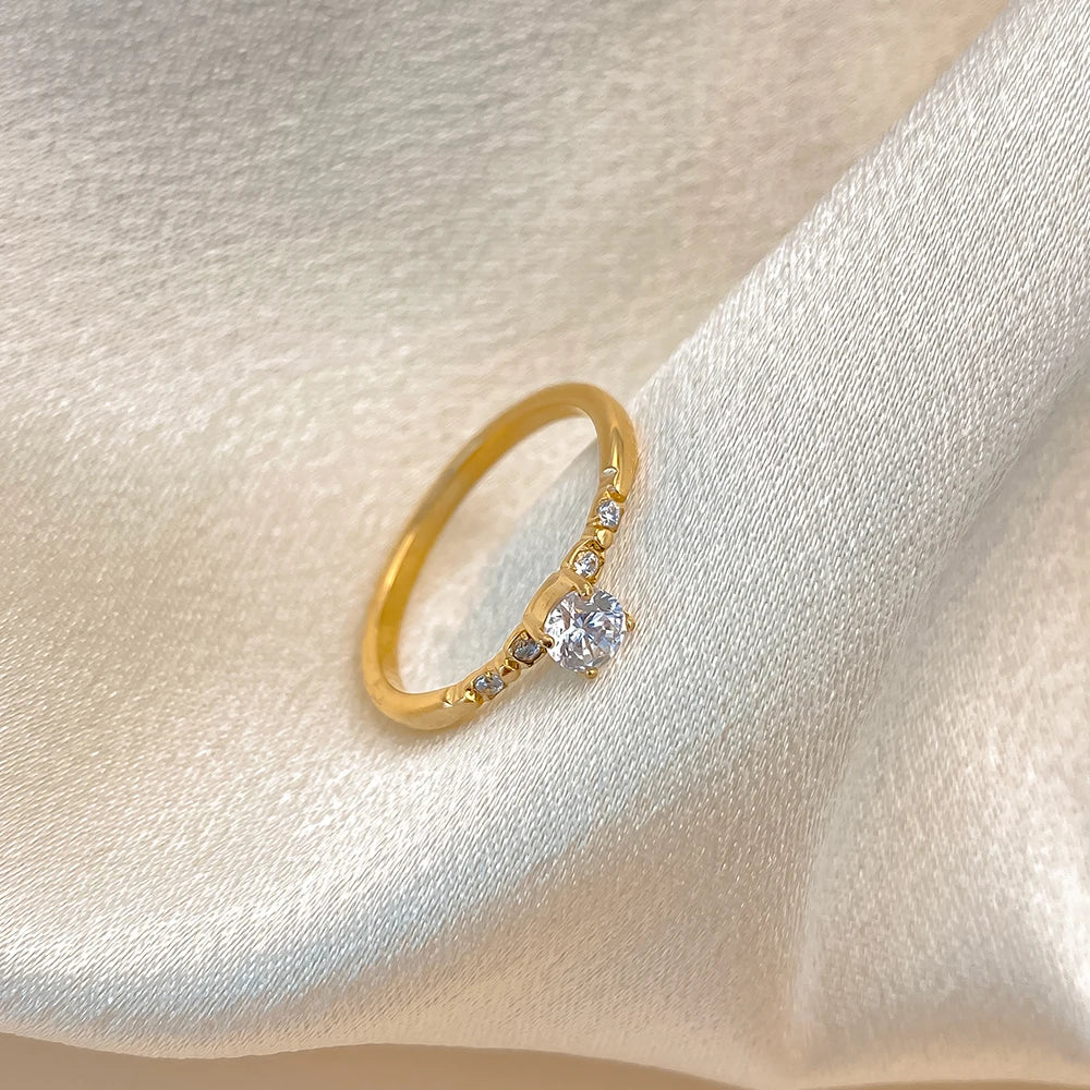 eManco Ehering Ewigkeit Ringe Frauen Brillante Runde Zirkonia Luxus Verlobungsring Dünne Elegante Weibliche Schmuck