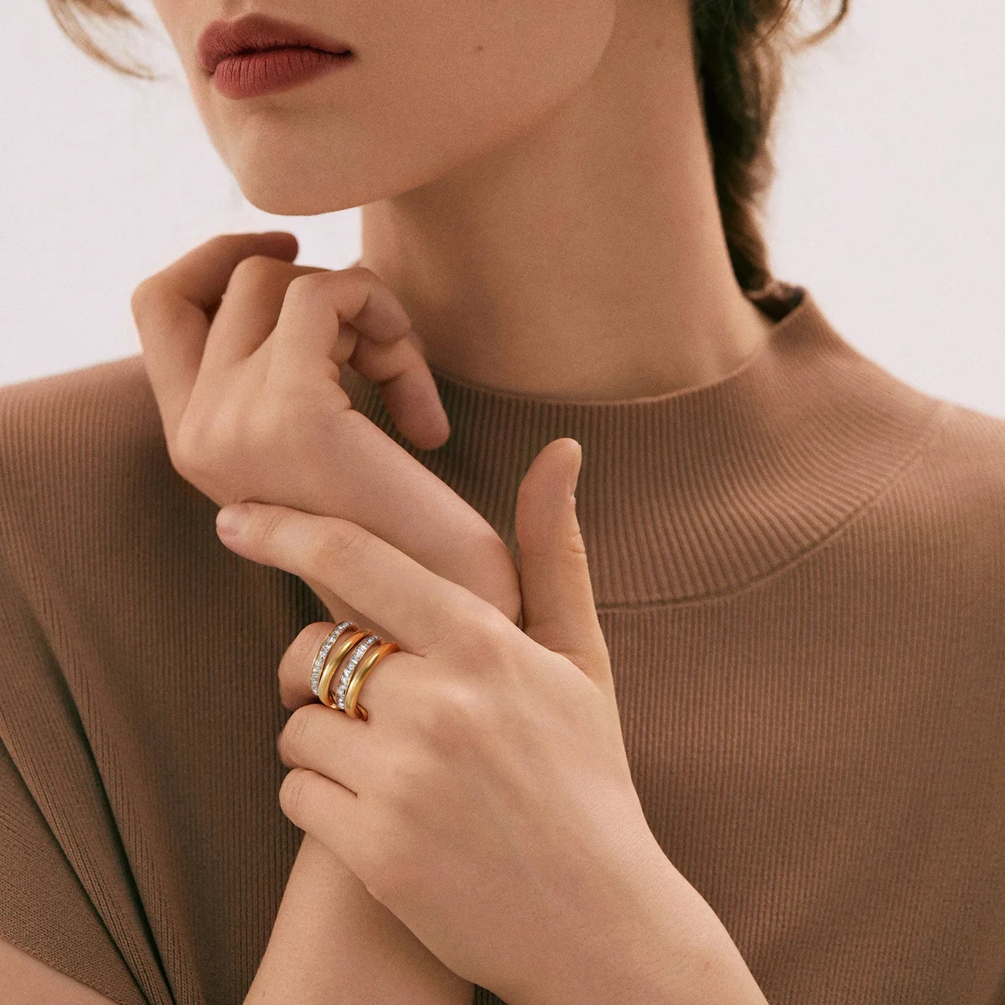 Teamer Frauen Mehrere Schichten Ringe Edelstahl Gold Farbe Klar Zirkon Finger Ring Minimalistischen Mode Schmuck Geschenk Großhandel