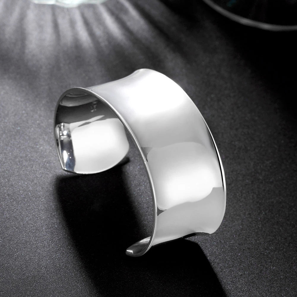 Hochwertiges Armband aus 925er-Sterlingsilber, glatte, breite Armreifen, Manschettenarmband für Damen, modische Hochzeitsaccessoires, Party-Geschenkschmuck