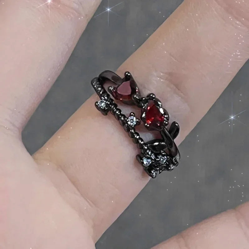 Verstellbarer Öffnungsring für Frauen, unregelmäßiger roter Kristallglas-Herz, ästhetische Ringe, Gothic-Tier-Spinnenring, kreativer Schmuck
