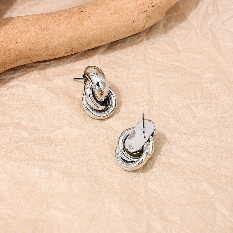 Gold Silber Farbe Knoten Creolen Für Frauen Glänzende Beschichtung Trendy Ohrring Stud Nette Täglichen Verschleiß Schmuck