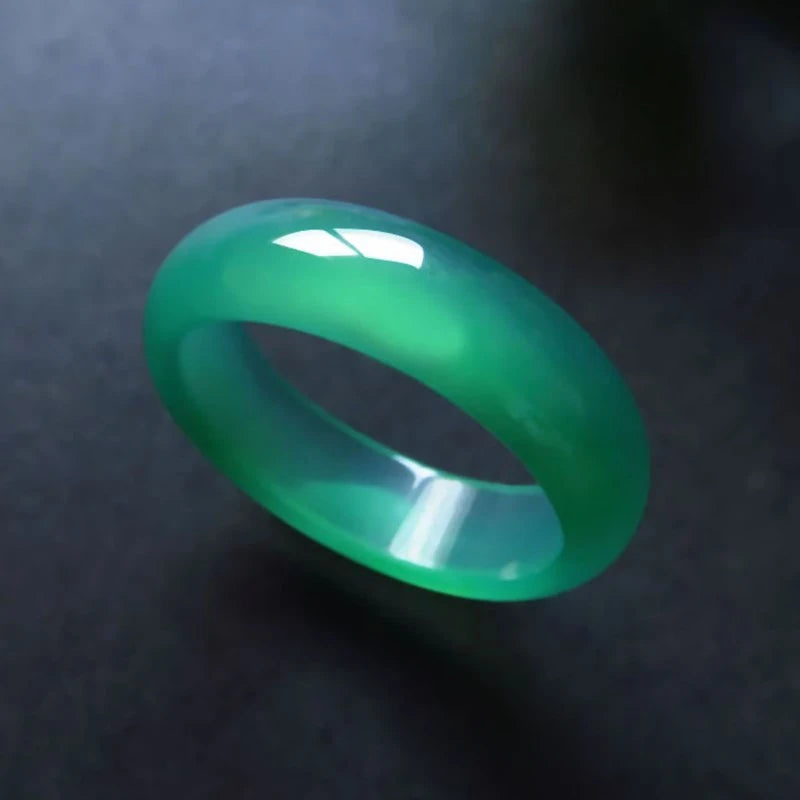 Natürlicher Chalcedon, handgeschnitzter Jade-Ring, Modeschmuck, Geschenk, Jade-Ringe, verschiedene Farben, Liebhaber, Edelsteine, Accessoires, Großhandel