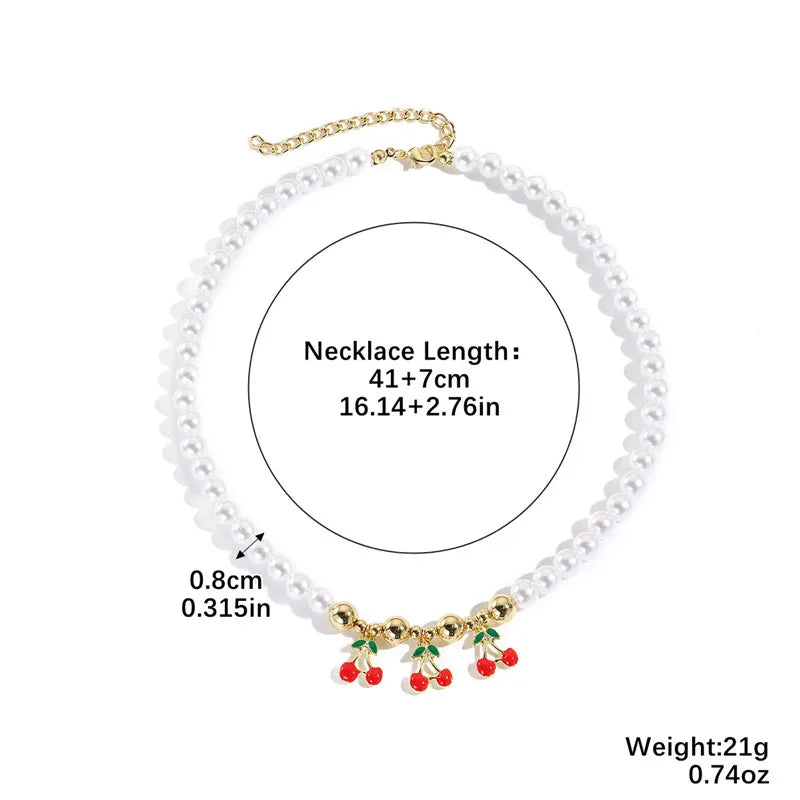 Süße einfache rote Kirsche Anhänger Schlüsselbein Halsketten für Frauen Kragen Metall Barock Perle Ketten Halskette Hochzeit Schmuck Geschenke