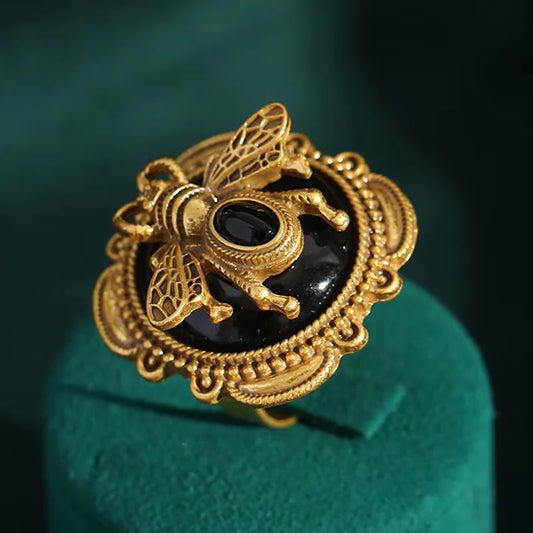Romantische Goldfarbe Schwarz Naturstein Honigwachs Biene Ringe für Frau Vintage-Schmuck Zubehör Luxus Mädchen Artikel Hochzeit 2025