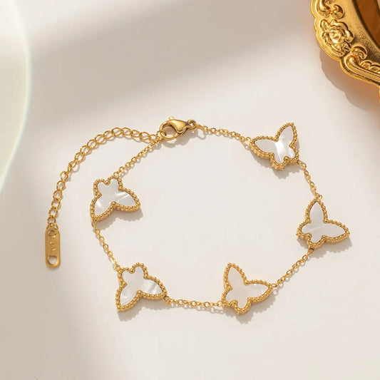 Hochwertiges, vergoldetes Edelstahl-Armband mit Schmetterlings-Insekten, klassisch für Damen und Mädchen, modisch, Party, Hochzeit, Schmuck, Kleeblatt