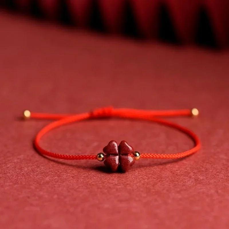 Natürlicher lila Zinnober-Glücksklee, handgefertigt, rotes Seil, Glücksarmreif, Damen- und Herren-Glücks-Fußkettchen, Armband, Größe verstellbar, • Mohamedпо