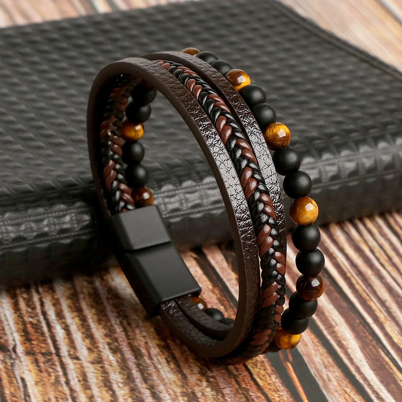 1PC Trendy männer Zubehör Legierung Magnetische Schnalle Multi schicht Retro Leder Seil Geflochtene Armband Armband Mode Dressing
