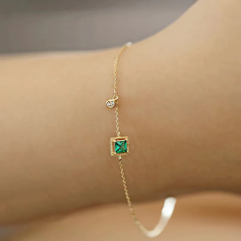 Neues quadratisches Armband aus 925er-Sterlingsilber, Temperament, grüner Zirkon, glänzendes Damenarmband, Geburtstagsgeschenk, exquisite Accessoires
