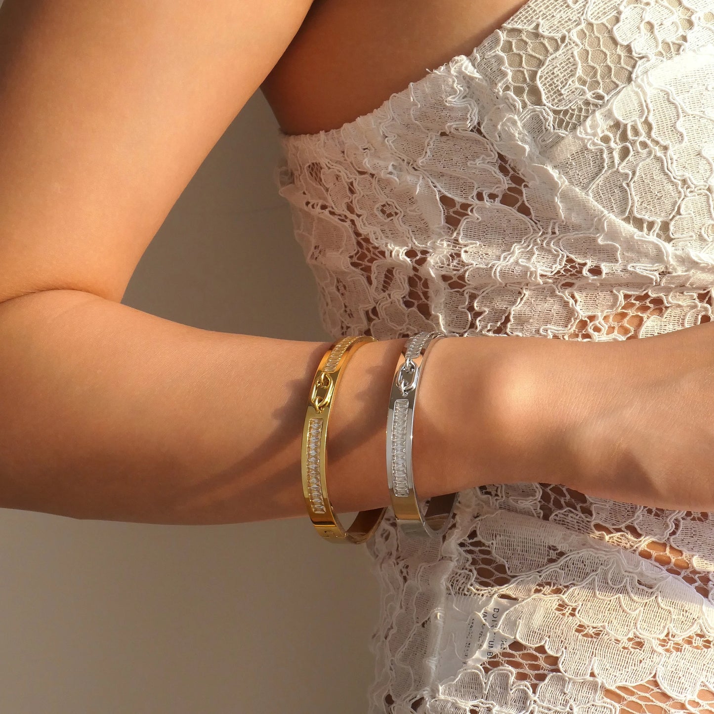 DASEIN 2025 Neue Mode Zirkon Armband 18 karat Gold Überzogene Edelstahl Armreifen Hohe Qualität Schmuck Geburtstag Geschenke für Frauen