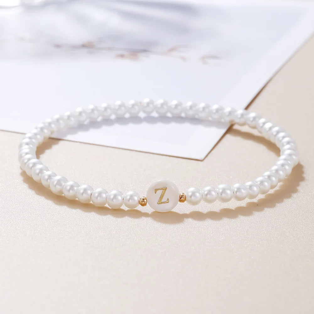 LATS Einfaches, vielseitiges 26-Buchstaben-Perlenarmband für Damen, modische elastische Perlenarmbänder, Handgelenkschmuck, Accessoires im Großhandel