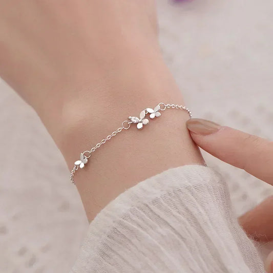 Diamantbesetztes Schmetterlingsarmband aus 925er-Sterlingsilber für Damen, Modeschmuck, Temperament, Blume, verstellbares Armband