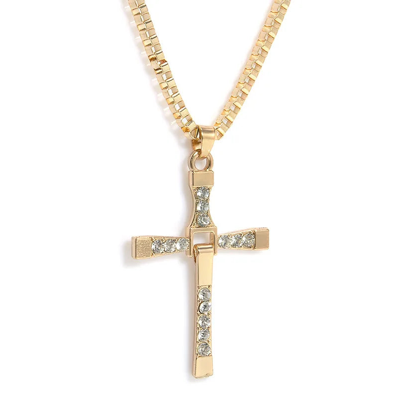 Dominic Toretto The Fast and The Furious Celebrity Vin Diesel Artikel Kristall Jesus Männer Kreuz Anhänger Halskette Geschenk Schmuck