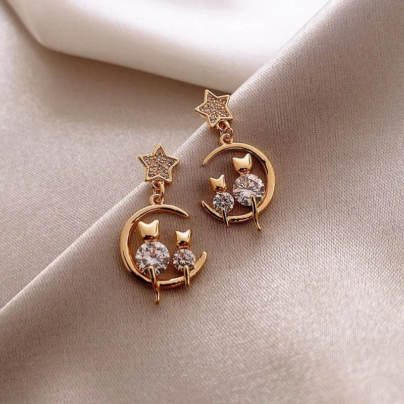 Süße Mond Stern Tropfen Ohrringe Exquisite Strass Ohrringe Gold Farbe Fischschwanz Mini Ohrringe Damen Mode Ohr Schmuck Geschenke