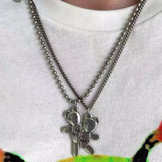 Vintage-Halskette mit niedlichem Bären-Anhänger aus Metall für männliche und weibliche Liebhaber, Halskette, Nischen-Design, Sinn für Persönlichkeit, Schlüsselbeinkette