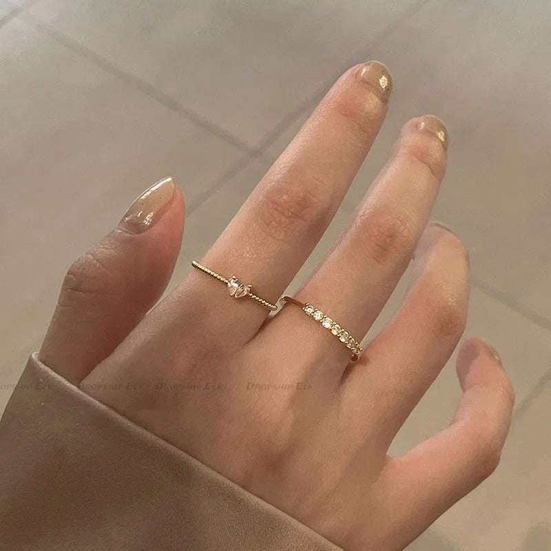 2 teile/satz Gold Farbe Herz Zirkon Ringe Set für Frauen Mädchen Einstellbare Minimalismus Luxus Twist Ring Mode Schmuck Hochzeit Geschenke
