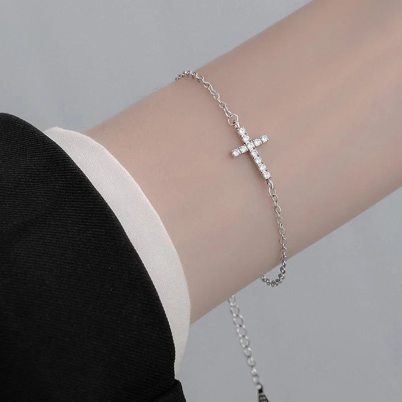 Beliebtes Kreuzarmband aus 925er-Sterlingsilber, Temperament, bezauberndes Damenarmband, Geburtstagsfeier, Geschenk, exquisiter Schmuck