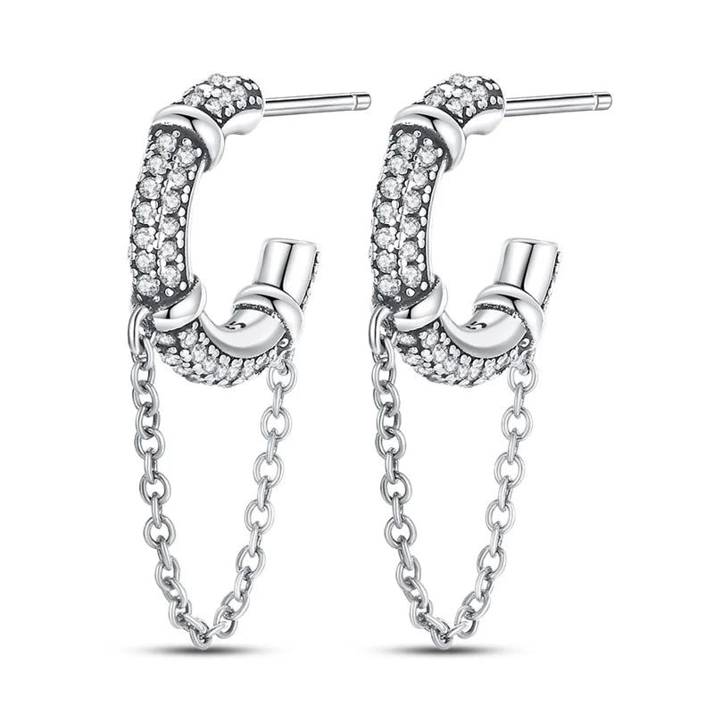2024 Hotsale Ohrringe aus 925er-Sterlingsilber, Creolen mit Pavé-CZ-U-Form, Zirkon für Frauen, funkelnd, mit Größe, Modellanzeige