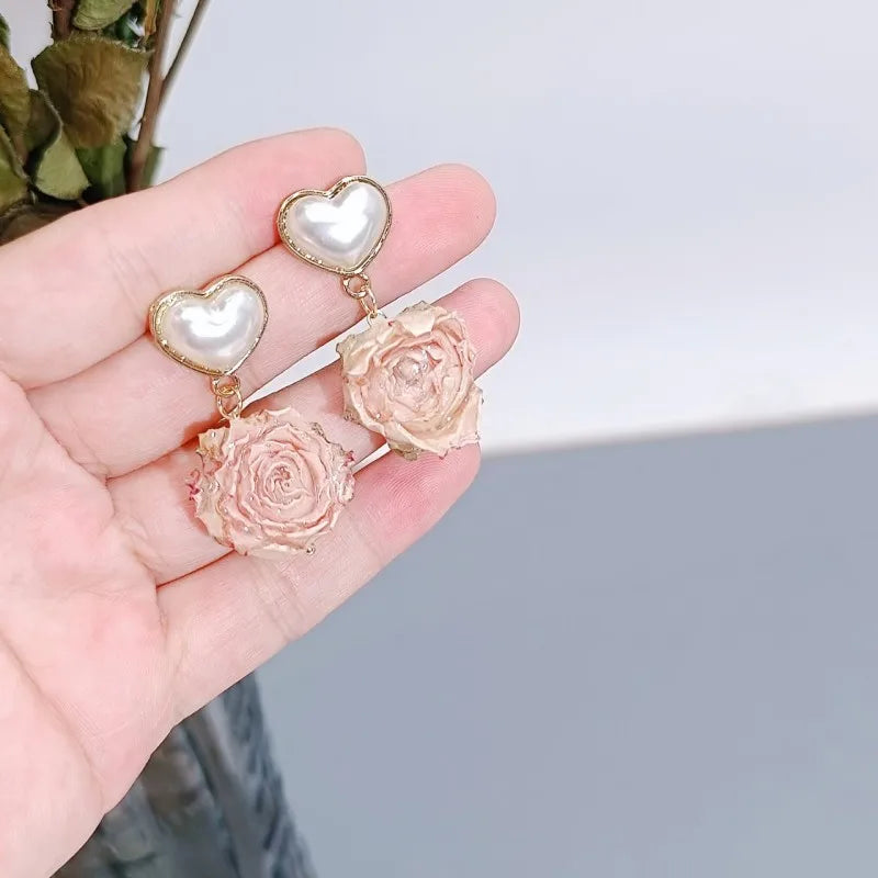 Einzigartige getrocknete Blumenohrringe, elegante natürliche Rose, Blumenperle, Quaste, lange Ohrringe, Epoxidharz, Rosenohrringe, Schmuck im Großhandel