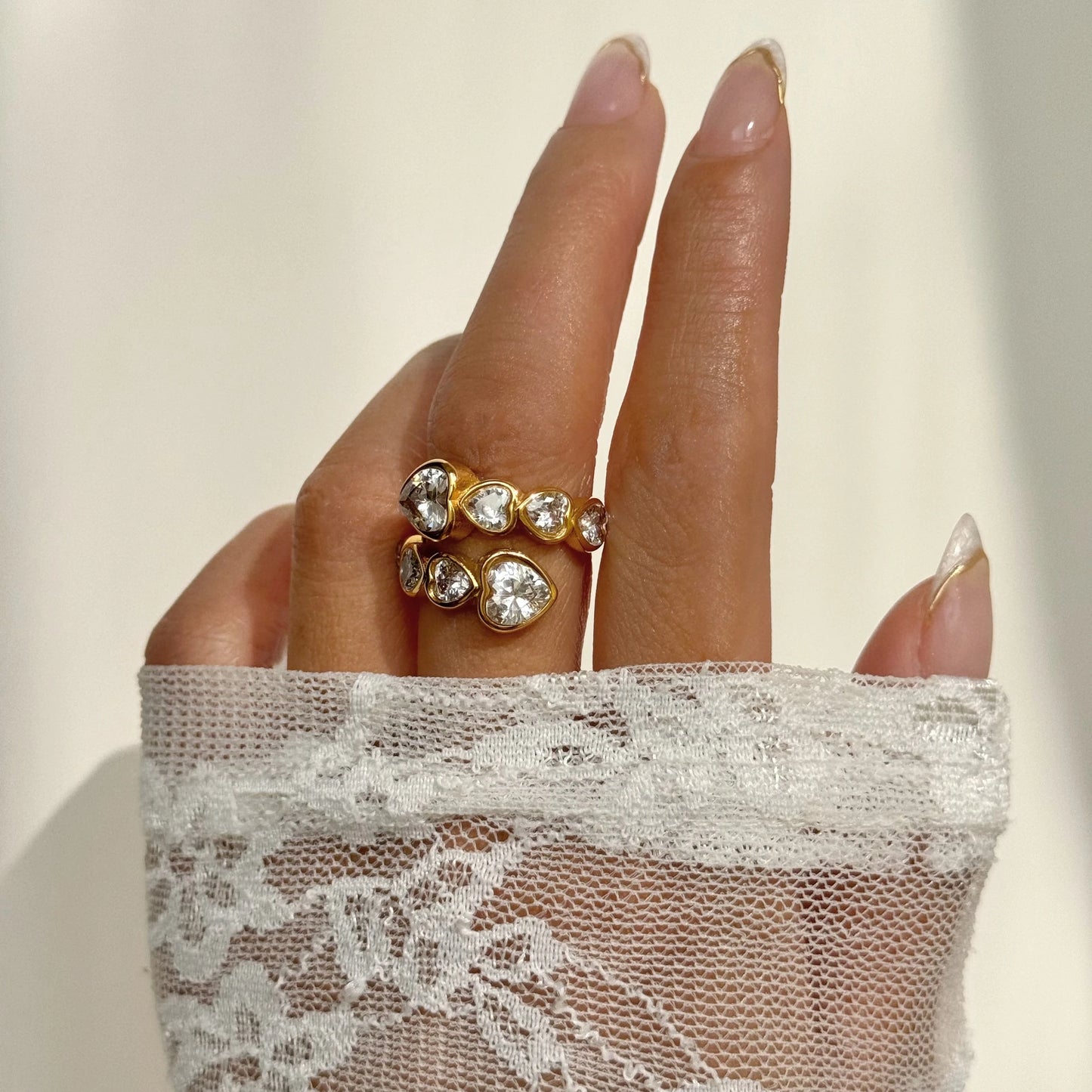 DASEIN 2025 Neue Liebesherz-Zirkon-Ringe, 18 Karat vergoldet, hypoallergen, Edelstahl, romantischer offener Ring für Damen, Hochzeitsschmuck