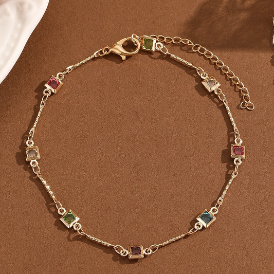 Initial winzige bunte quadratische Zirkon Fußkettchen für Frauen Armbänder Sommer Barfuß Sandalen Schmuck auf Fußbein
