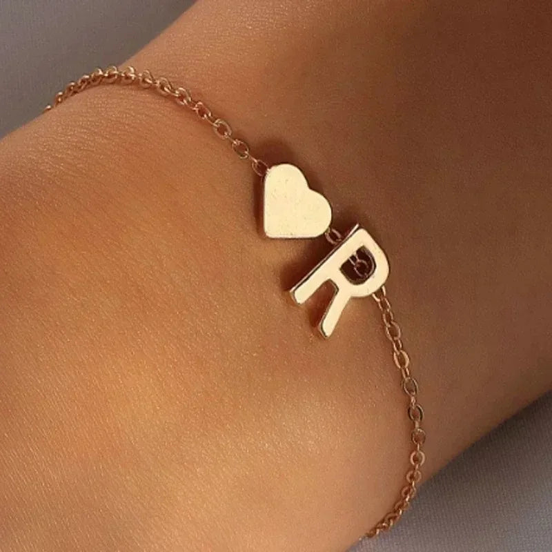 26 englische Anfangsbuchstaben-Armbänder für Liebhaber, Männer und Frauen, 2025, neue einfache DIY-Armbänder mit personalisiertem Namen, Legierung, Schmuck