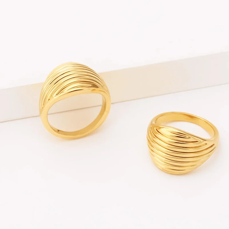 VAROLE Minimalismus Welligkeit Chunky Ringe Für Frauen Gold Farbe Hochzeit Ring Modeschmuck Urlaub Bague