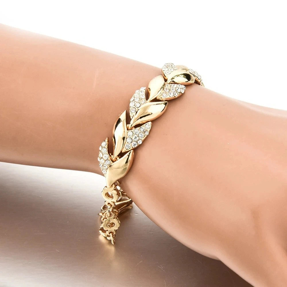 Neues Ankunfts-Elegantes Kristall-Statement-Armband aus 925er-Sterlingsilber für Frauen und Mädchen, Jahrestagsgeschenk, trendiger Schmuck